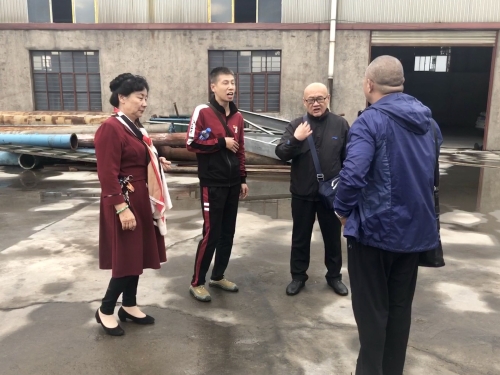 实地走访企业