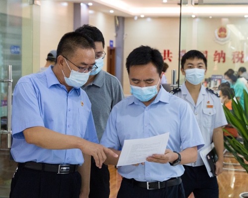 陈江带队调研东川区创建省级文明城市工作1 陈江带队调研东川区创建省级文明城市工作1