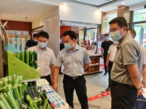陈江带队调研东川区创建省级文明城市工作2 陈江带队调研东川区创建省级文明城市工作2