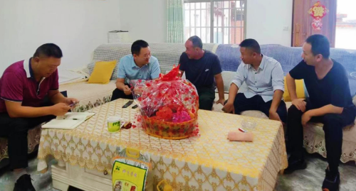 副区长胡明到乌龙镇调研2