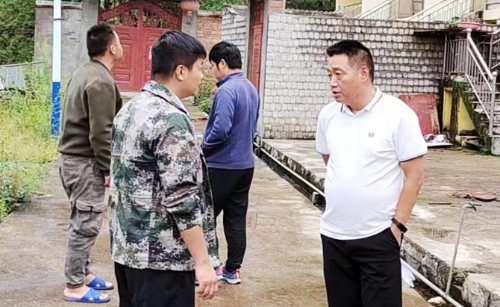 赵国明赴汤丹镇检查指导防汛减灾工作1
