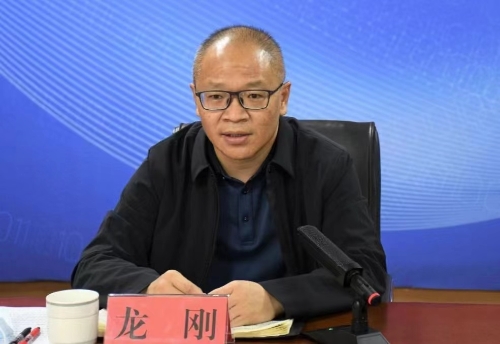 东川区召开党的二十大期间安全生产工作暨国庆假期疫情防控工作会1
