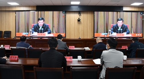 东川区组织收听收看学习贯彻党的二十大精神省委宣讲团报告会1