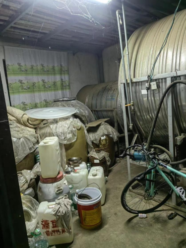 事故前储酒室照片