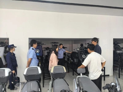东川区公安局联合各相关部门开展假劣电动自行车集中整治行动4