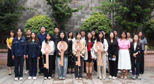 东川区召开人才安居工程供需对接暨人才公寓建设座谈会1