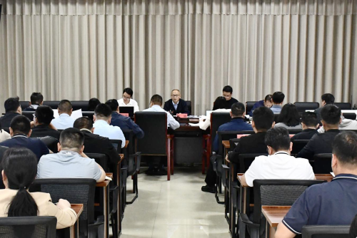 五届区委常委会召开第160次会议2
