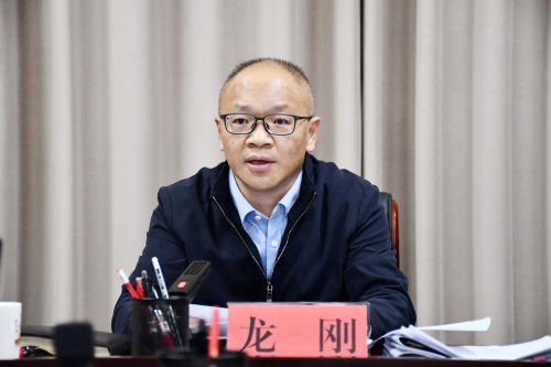 五届区委常委会召开第160次会议1