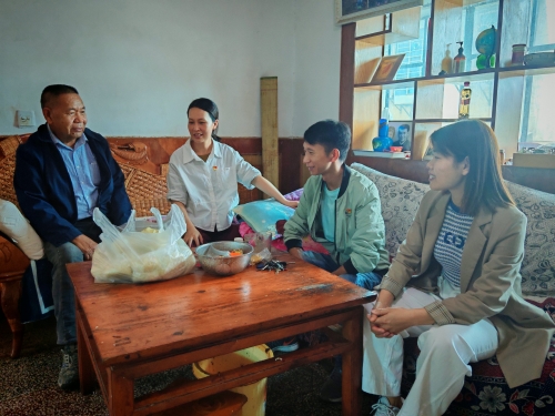 困难老党员