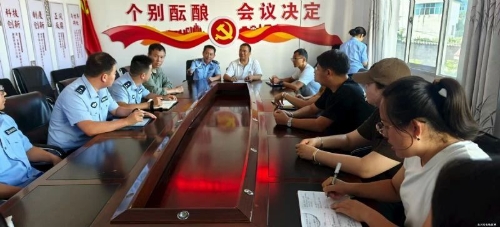 普法进社区1