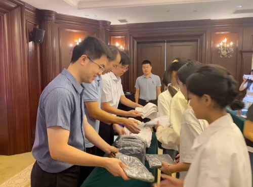 【沪滇协作】东川区各族青少年赴上海市开展交往交流交融活动2