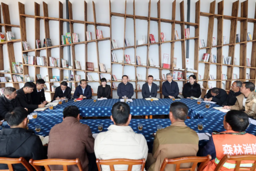 刘洪建在东川区宣讲党的二十届四中全会精神并调研时强调：奋力推动经济社会高质量发展不断取得新成效3