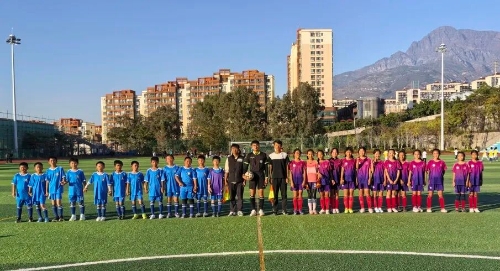 2025年东川区第四届青少年校园足球比赛暨校园足球三级联赛开幕2