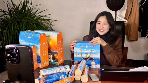 山泉麦香绕指尖——东川“飞飞面条” 一碗乡愁迎新年