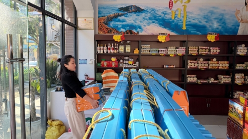 山泉麦香绕指尖——东川“飞飞面条” 一碗乡愁迎新年8