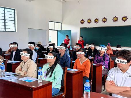 东川区开展世界孤独症关注日特需儿童关爱活动3