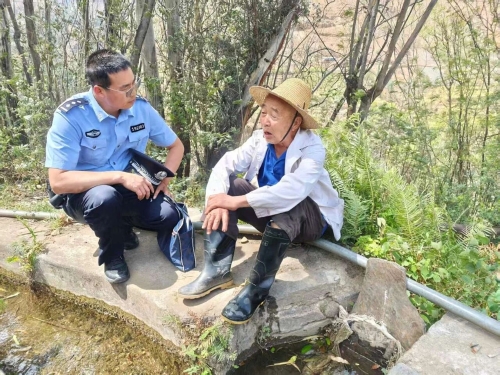 反诈宣传进万家 筑牢基层安全防线1