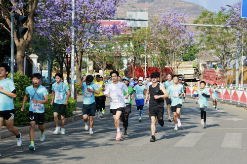 东川区：开展联动监督  让激情马拉松赋能乡村振兴2