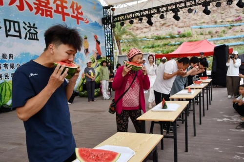 第四届小江西瓜音乐嘉年华系列活动“五一”三天嗨玩2