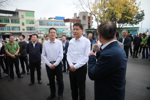 普陀区党政代表团赴东川区第一中学深化东西部教育协作