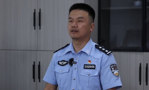 【榜样力量】他坚守公平正义，书写基层民警的责任担当!3