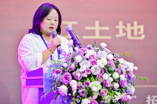 【招商引资】花海搭台 文旅唱戏 东川红土地以花为媒引项目促振兴2