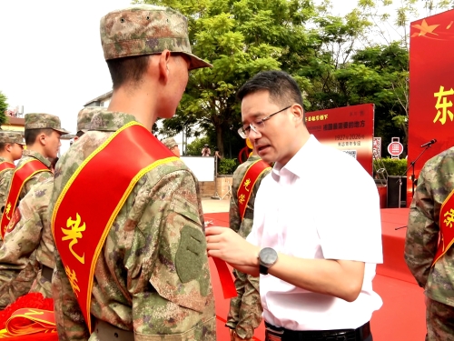 荣耀启程 矢志强军东川欢送2026年下半年新兵入伍3